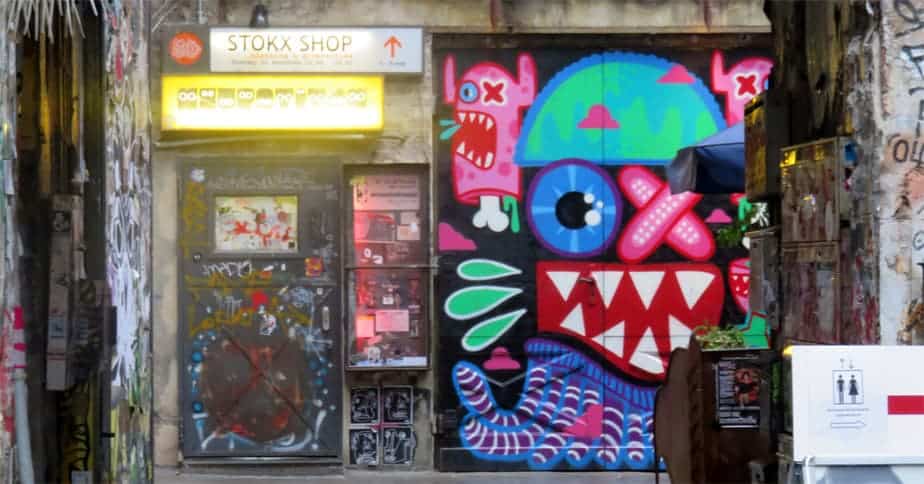 Neurotitan Book Store, Hackescher Markt
